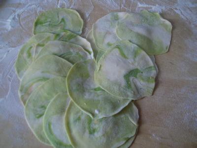 自制彩色饺子皮的做法 自制彩色饺子