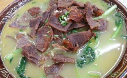 药水点痣后的恢复过程 点痣后能吃牛肉吗 药水点痣能吃牛肉吗?
