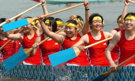 巾帼不让须眉 巾帼不让须眉 用美肌与速度征服奥运赛场