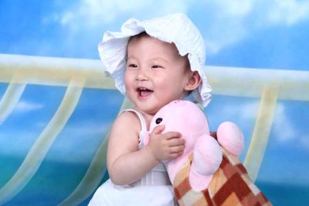 四个月的宝宝注意事项 四个月的宝宝注意事项 宝宝四月穿衣注意事项