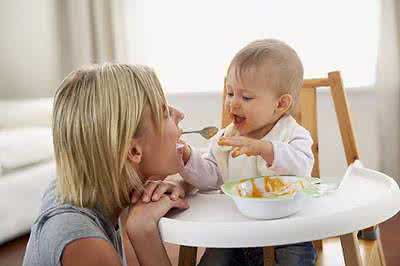 咳嗽饮食调理 小孩晚上咳嗽怎么办 不妨试试饮食调理