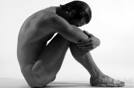 睡梦中遗精 男性在睡梦中盗汗遗精是怎么回事