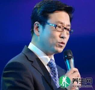 白岩松如何战胜抑郁症 白岩松 白岩松是如何为自己减压的