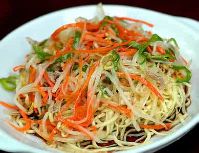 丁贝莉上海一碗粉 那纹丝不乱的一碗上海面(06.1.6)