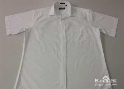衣服发黄怎么洗掉 怎样清洗发黄的白色衣服