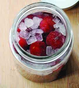 自酿杨梅酒 鲜杨梅自酿杨梅酒