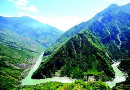 澜沧江梅峡谷照片 澜沧江梅里大峡谷