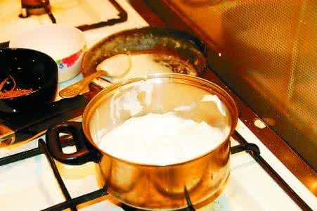 喝牛奶的误区 惊!喝牛奶也会陷致命误区(图