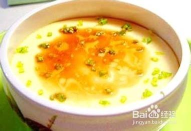 怎样蒸鸡蛋羹比较嫩 鸡蛋羹怎么蒸好吃_5步蒸出一碗嫩滑的鸡蛋羹