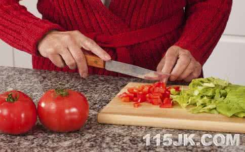 活血化瘀常吃10种食物 男人常吃这四类食物让生活健康无忧