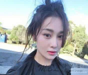 明星自拍照 从明星那儿学怎样拍出美美的自拍照