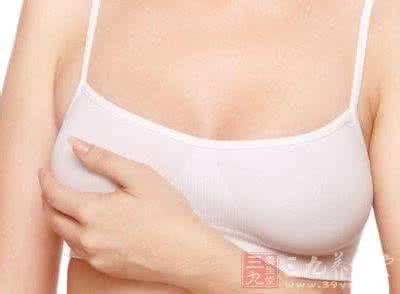 治疗乳房下垂的好方法 乳房下垂有什么好方法 乳房下垂丰胸的食疗方法