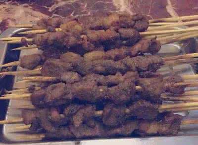 饮食文化与食疗养生 饮食 养生晚班车 晚上8点过后吃这些苍老10岁