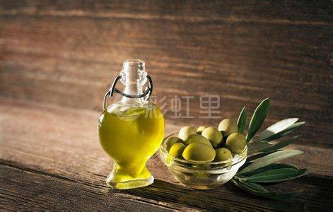 橄榄油加白醋的功效 橄榄油加白醋洗脸有什么作用?橄榄油加白醋的作用