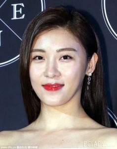 男生发型占颜值几分 一周发型盘点 颜值高的人才敢掀起刘海