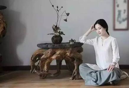职业道德表现状况 《伯妮斯剪发》所映射出的社会道德状况