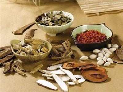 老中医祖传祛斑秘方 老中医祖传祛眼袋秘方，每天喝点它，只需十天，眼袋去无踪