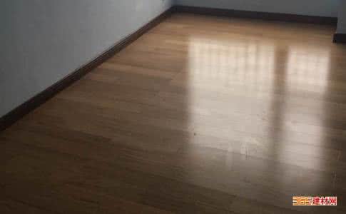 木地板潮湿长虫 木地板潮湿 地板潮湿的解决方法介绍