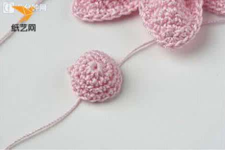钩针编织立体花朵视频 怎样用钩针编织美丽的立体花朵制作详细图样教程
