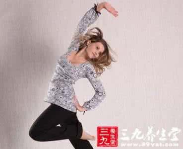 水蛇腰电臀舞下载 细腰舞六动作 轻松舞出水蛇腰