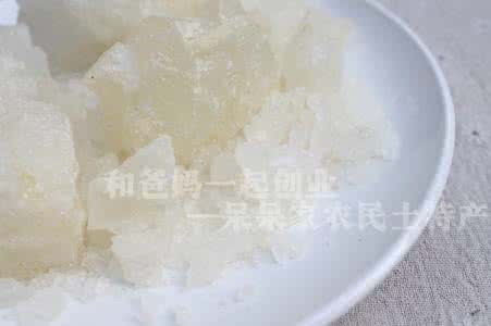 如何敲碎冰糖 如何敲碎冰糖 大块的冰糖怎么敲碎