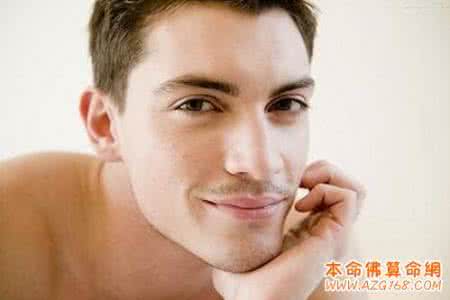 重感情的男人的面相 感情可靠男人面相解析