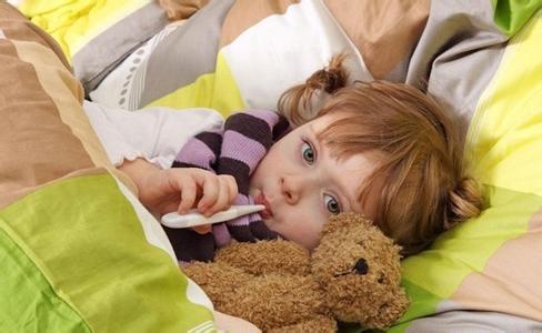 毛巾绑腿降温法 毛巾绑腿降温法 物理降温是冷毛巾效果好还是热毛巾效果好?