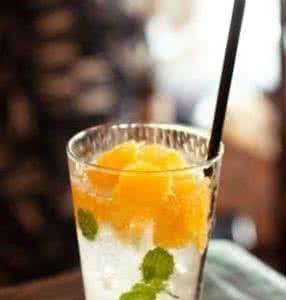 减肥瘦小腹 15分钟轻松减小腹 要想轻松瘦小腹 多喝绿茶吧