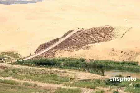 土地沙漠化的原因 土地沙漠化 土地沙漠化的原因及其防治措施