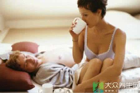 男人向女人倾诉烦恼 女人倾诉烦恼时最不该做的事