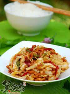 泡菜炒肉怎么做好吃 泡菜炒肉丝的做法