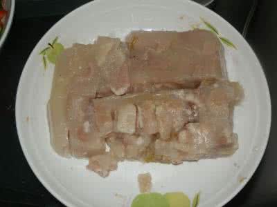 灌汤包水晶肉冻的做法 水晶肉冻的做法