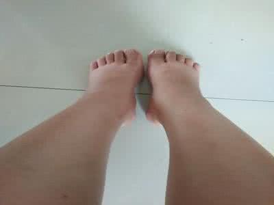 孕妇左脚肿是什么原因 孕妇腿肿是什么原因