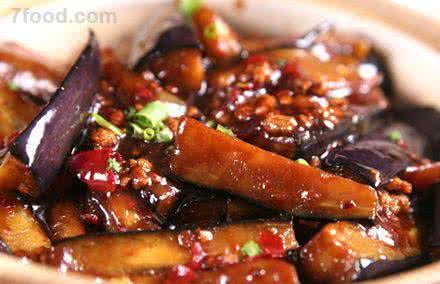 鱼香茄子煲的做法 茄子最美味的做法:鱼香茄子煲