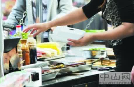 食品小作坊小摊贩条例 食品小作坊和摊贩须持证“上岗”