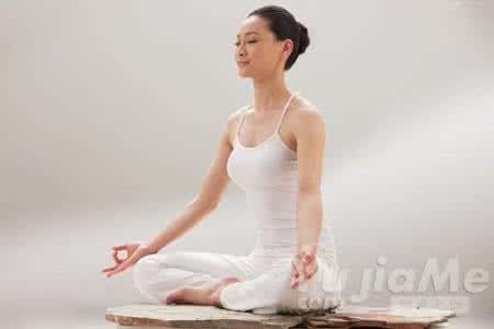 如何练瑜伽双盘 双盘的练习方法和好处