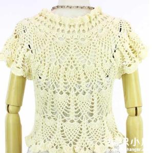 钩针菠萝花图解 【女款系列】纯美的白色钩针菠萝花圆肩小披