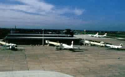 飞机场航站楼 飞机场航站区