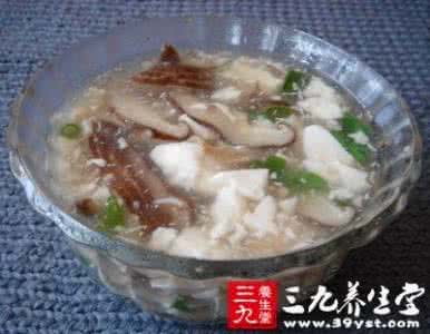 补血益气粥 贫血怎么补 6款靓汤补血益气好