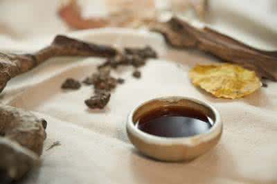 心脏病喝什么中药泡茶 中药泡茶算“药” 别乱喝