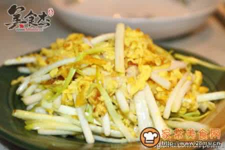 韭黄炒鸡蛋怎么炒好吃 韭黄炒鸡蛋 这样做韭黄炒鸡蛋好吃