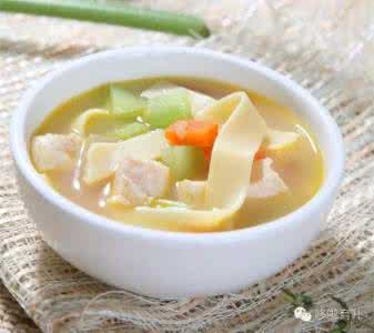 胡萝卜宝宝食谱 宝宝护眼食谱：胡萝卜骨头汤