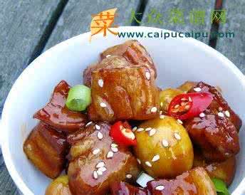 红烧肉鹌鹑蛋的做法 鹌鹑蛋红烧肉：好吃红烧肉的又一改良做法