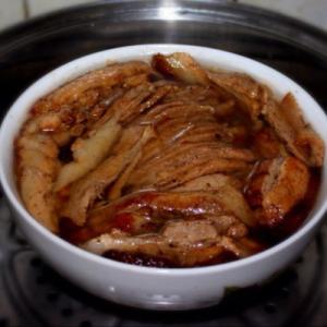 东北正宗酸菜扣肉 东北酸菜扣肉