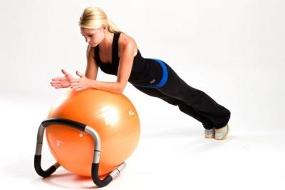 俯卧撑的正确做法 俯卧撑的正确做法 学会这些做俯卧撑很简单