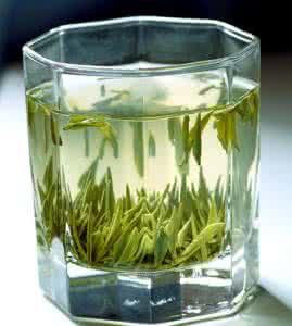 竹叶青茶的泡法视频 竹叶青茶的冲泡方法