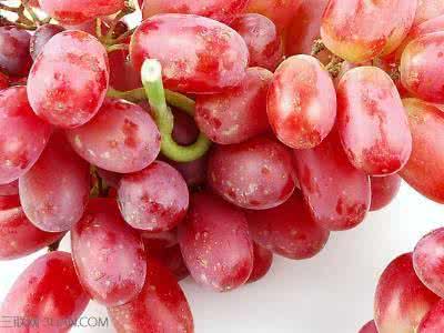 吃提子上火吗 提子吃多了容易便秘吗 吃提子会上火吗