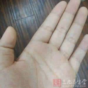 手上这一处越滑命越好