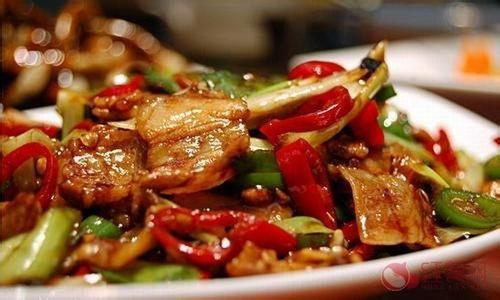 湘菜农家小炒肉的做法 【川湘菜】酱香小炒肉