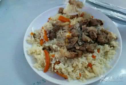 新疆美食抓饭 新疆美食------碎肉抓饭